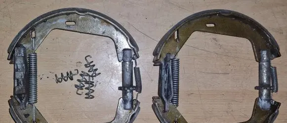 Volvo V70 Handbrake/parking brake pads 