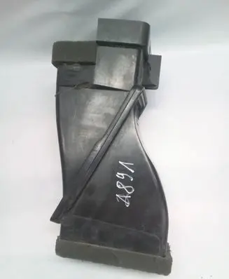 Dodge RAM Intercooler air channel guide 72143374 TL450864