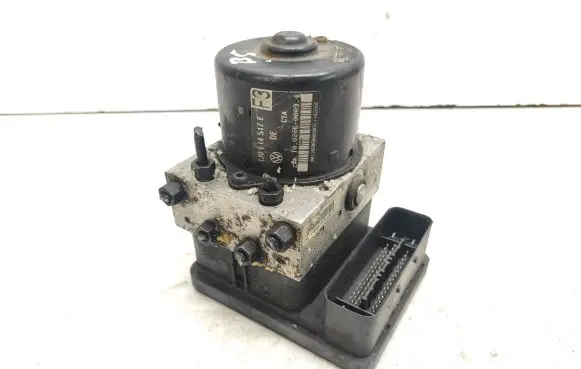 Volkswagen Golf IV ABS Pump 1J0614517E 10020600094 1C0907379E