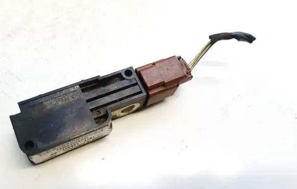 Ford Mondeo Mk III Airbag deployment crash/impact sensor 1s7t14b342ab 1s7t-14b342-ab