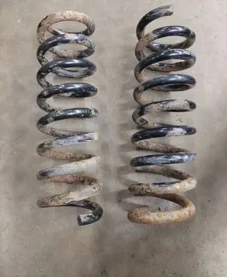 Mercedes-Benz C W203 Rear coil spring