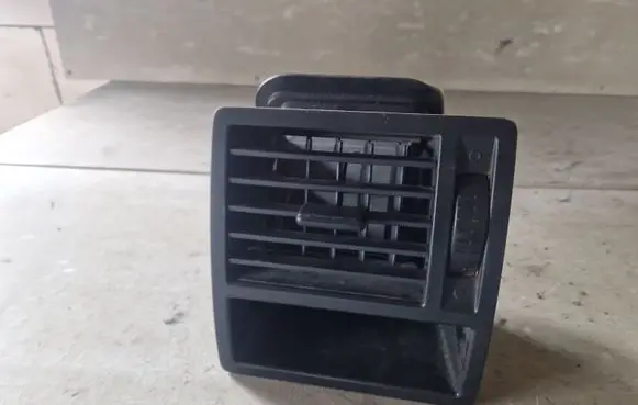 Volkswagen Transporter - Caravelle T5 Dashboard side air vent grill/cover trim 7E0819203