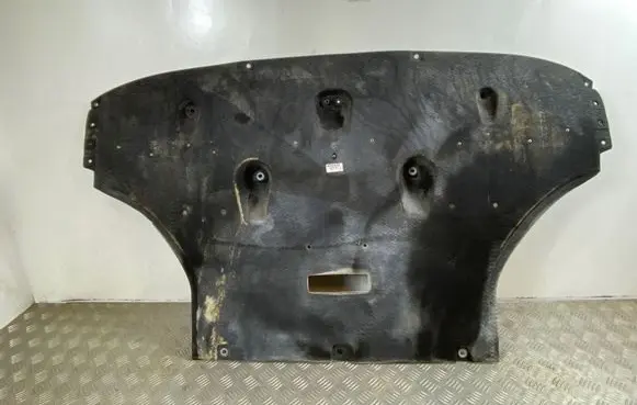 KIA EV9 Rear bumper underbody cover/under tray M00070