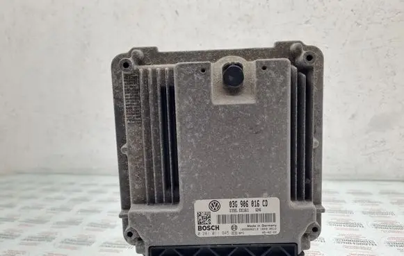 Volkswagen Touran I Engine control unit/module 03G906016CD