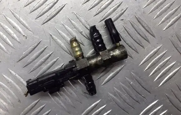 Volvo V50 Fuel temperature sensor 9635692580