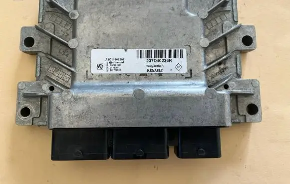Renault Kangoo II Engine control unit/module ECU 237D40236R A2C11907502