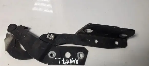 Ford Escort Engine bonnet/hood hinges
