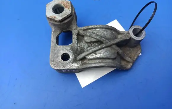 Mercedes-Benz E W211 Sway bar bush bracket, front A2113231126
