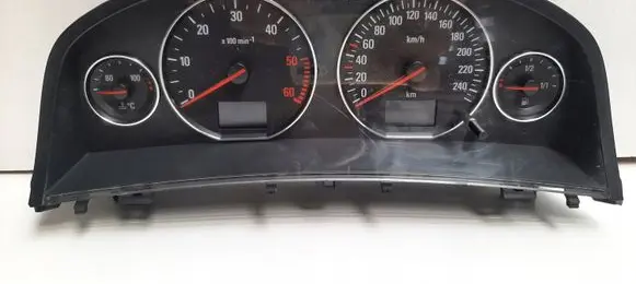 Opel Signum Speedometer (instrument cluster) 13144747WF