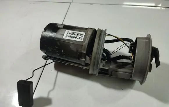 Volkswagen PASSAT B5.5 In-tank fuel pump 