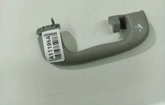 Opel Zafira B Rear interior roof grab handle 