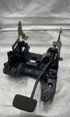 Opel Insignia A Brake pedal 20995746 359000
