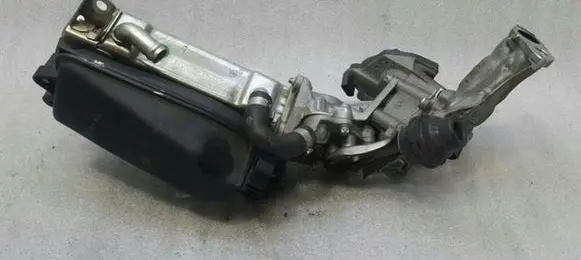Mercedes-Benz C W205 EGR valve cooler A6511400675