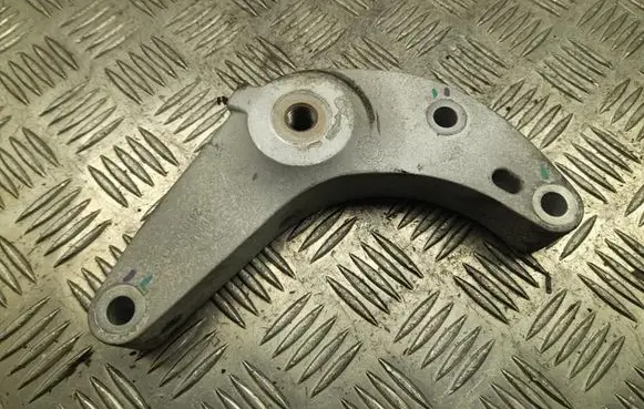 XPeng P7 Engine mounting bracket 2410102EF1