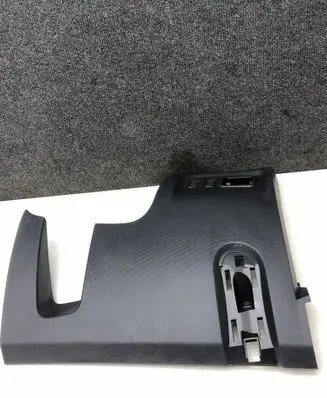 Renault Captur Dashboard lower bottom trim panel 689219789R