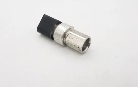 Air conditioning (A/C) pressure sensor
