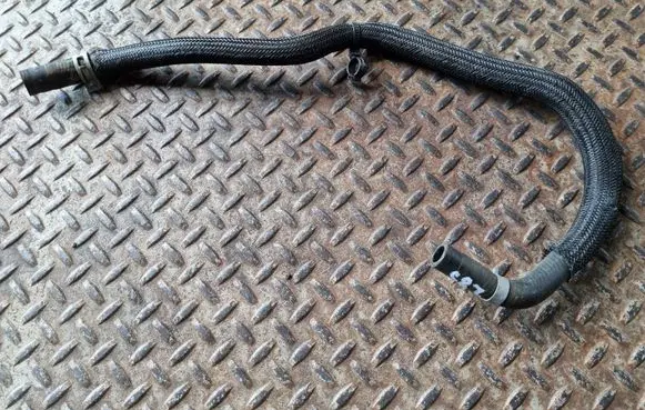 Nissan X-Trail T32 Engine coolant pipe/hose