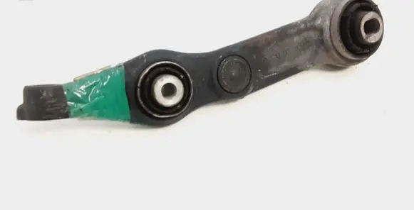 Mercedes-Benz CLS C219 Front lower control arm/wishbone 2193330014