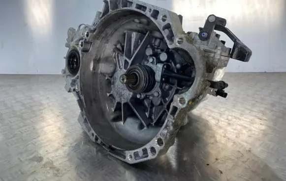 KIA Sportage Manual 6 speed gearbox WPJ6