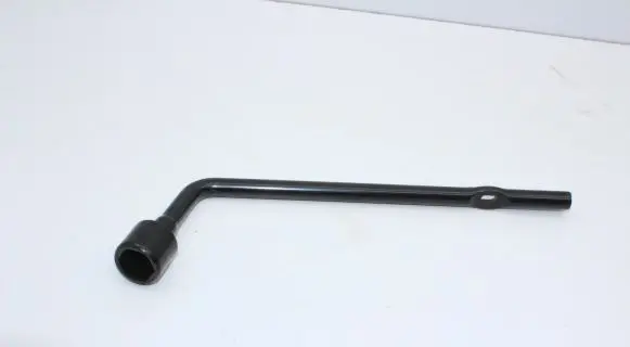 Hyundai ix35 Wheel nut wrench 