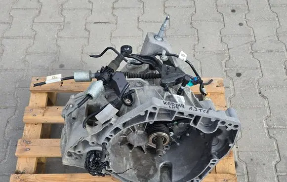 Renault Kadjar Manual 6 speed gearbox 110526TL4356