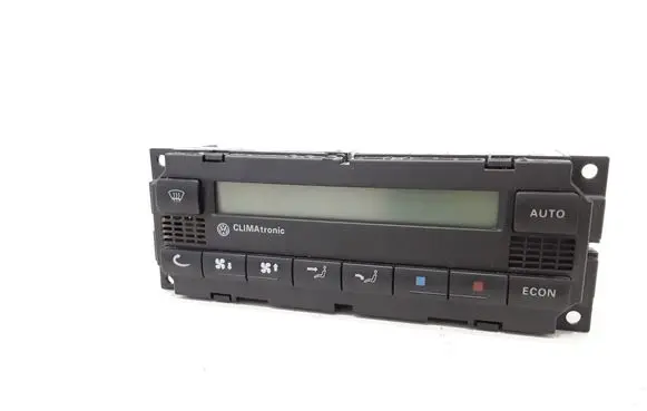 Volkswagen PASSAT B5.5 Climate control unit