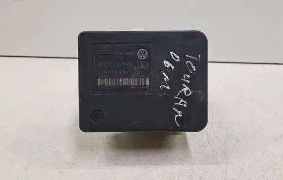 Volkswagen Touran I ABS Pump 1K0907379AA 1K0614517T 10096003603