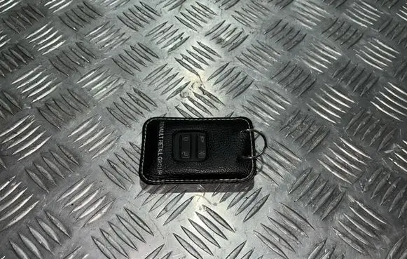 Renault Austral Ignition key/card PU17421