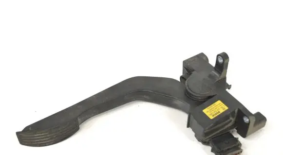 Iveco Daily 5th gen Accelerator throttle pedal 0281002633 504061735
