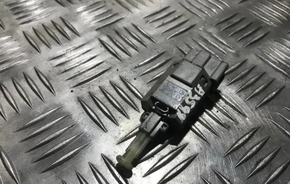 Mazda 626 Brake pedal sensor switch ga2c6649y