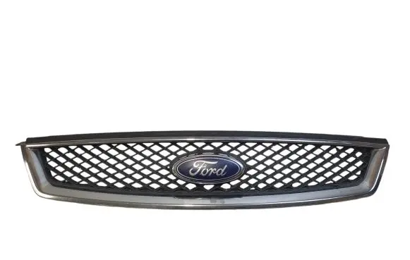 Ford Focus Front grill 4M518138 4M518200