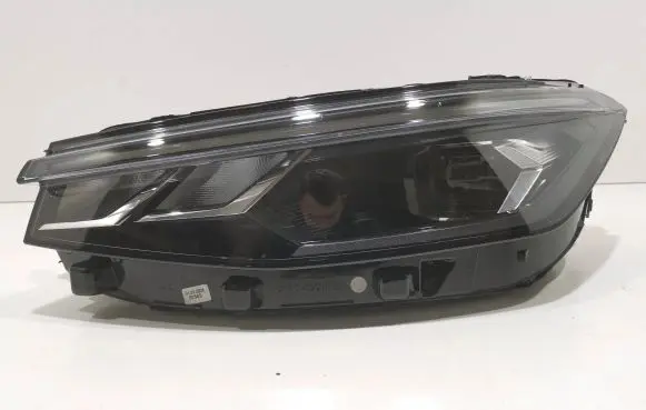 Volkswagen PASSAT B8 Headlight/headlamp 3J1941005