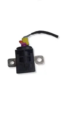 Audi A4 S4 B8 8K Battery relay fuse 4F0915519