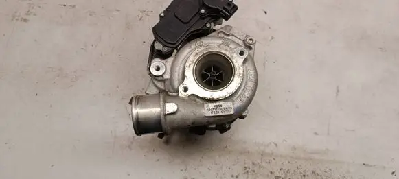 Toyota RAV 4 (XA40) Turbo 172010W020