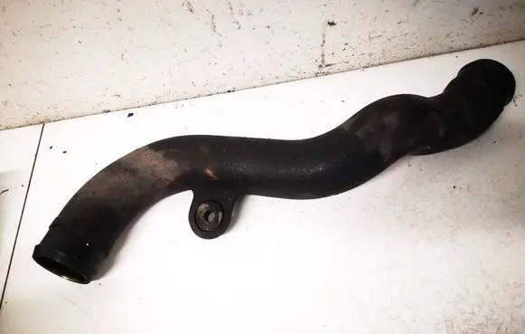 Audi A4 S4 B5 8D Intercooler hose/pipe 8d0145844a