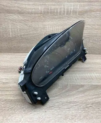 Mercedes-Benz A W168 Speedometer (instrument cluster) A1685403911 FORDIESELLHD
