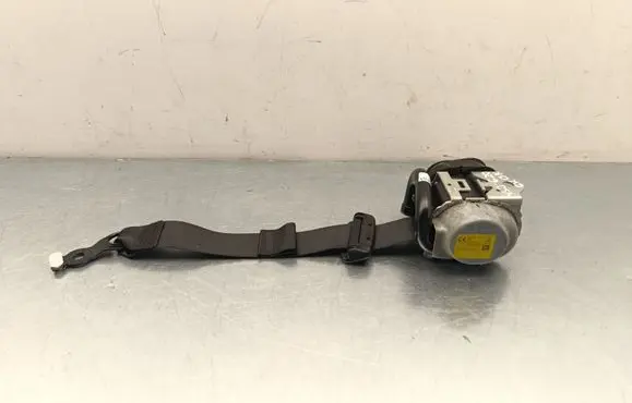 Mercedes-Benz EQC Rear seatbelt 34134623A
