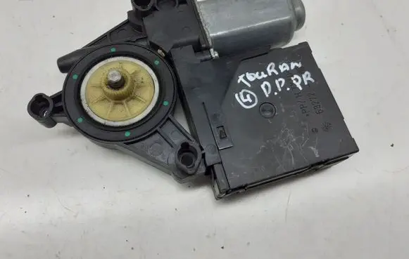 Volkswagen Touran I Front door window regulator motor 1K0959792C 1T0959702 400785M