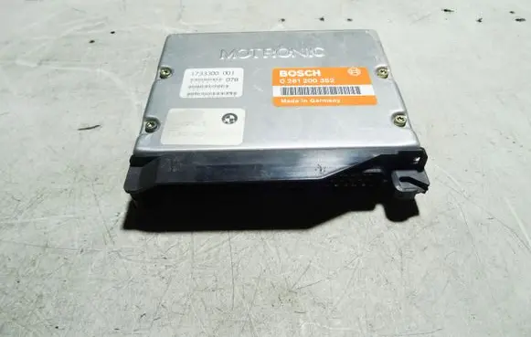 BMW 8 E31 Air suspension control unit module (rear) 12141733300 1733300 0261200352