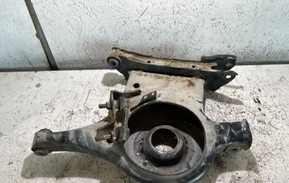 Nissan Maxima A35 Rear upper control arm/wishbone