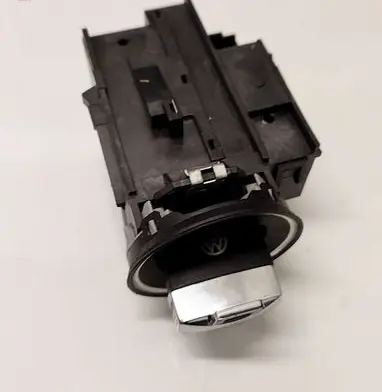Volkswagen PASSAT B6 Ignition lock 3C0905843