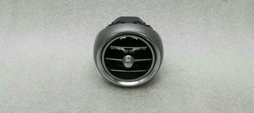 Mercedes-Benz C W205 Dash center air vent grill A2058304400