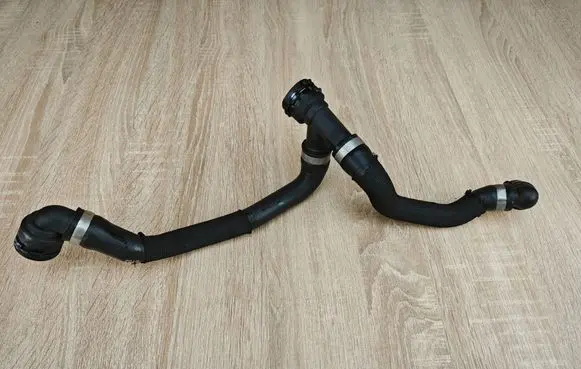 BMW X4 G02 Engine coolant pipe/hose 8591942
