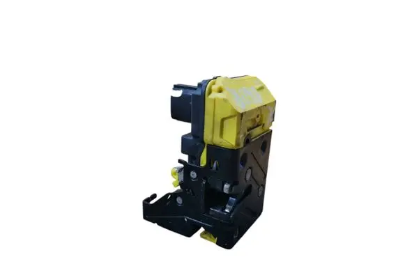 Volvo XC90 Front door lock 30699749