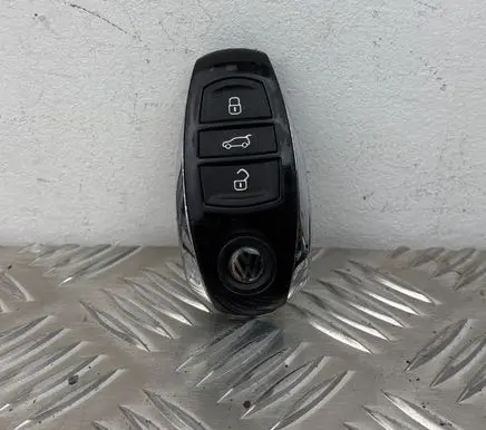Volkswagen Touareg II Ignition key/card