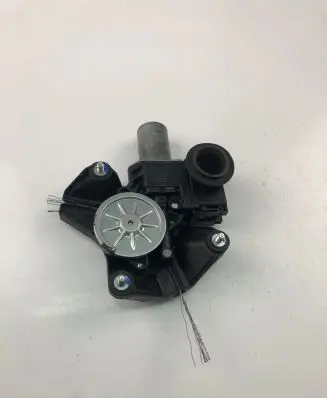 Toyota Yaris XP210 Front door window regulator motor 85720K0020