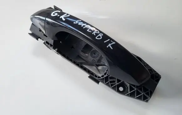 Skoda Superb B8 (3V) Rear door exterior handle