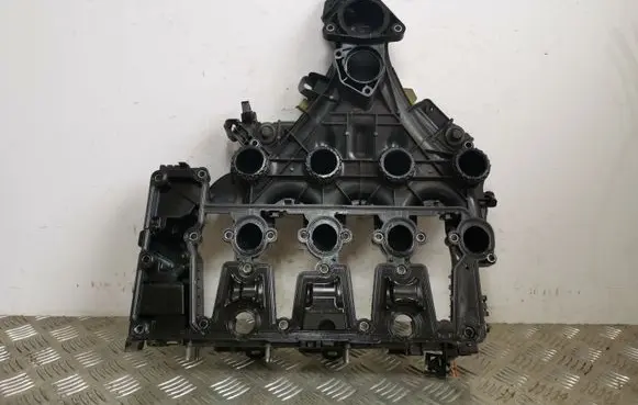 Ford Kuga II Intake manifold