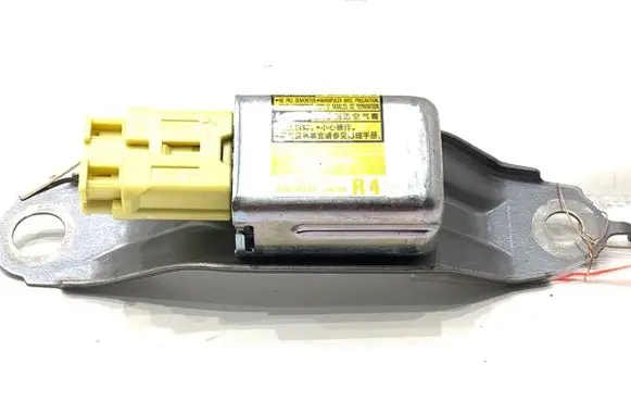Toyota Prius (XW20) Airbag deployment crash/impact sensor 89833-47030