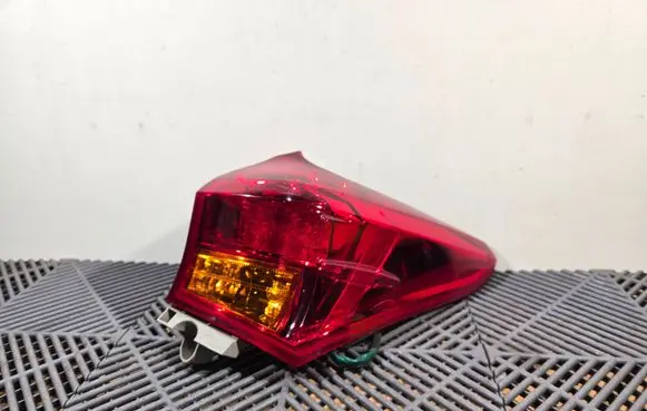 Toyota Auris E180 Rear/tail lights
